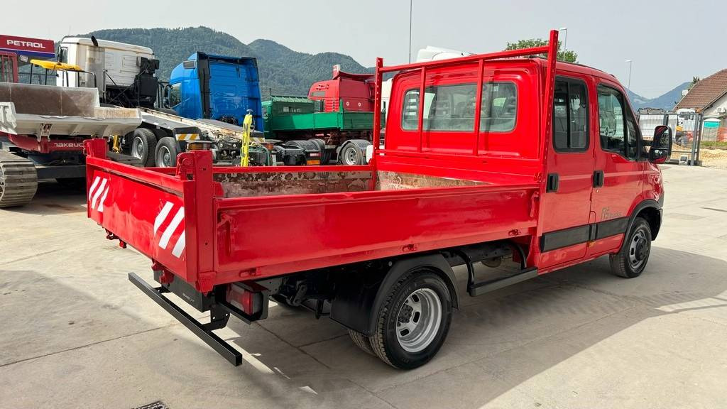 Iveco Daily 35C13 tipper - ac - Dostavno vozilo istovarivač, Dostavno vozilo sa duplom kabinom: slika 3 Iveco Daily 35C13 tipper - ac - Dostavno vozilo istovarivač, Dostavno vozilo sa duplom kabinom: slika 3
