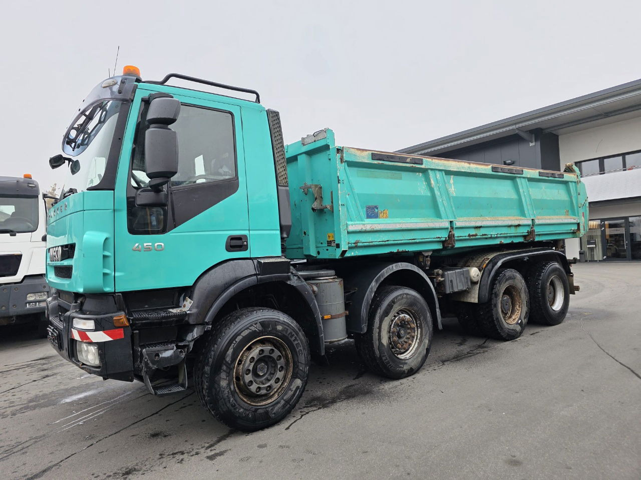 Iveco Trakker AD340T45 8x4 bordmatic tipper - retarder - Istovarivač: slika 2 Iveco Trakker AD340T45 8x4 bordmatic tipper - retarder - Istovarivač: slika 2
