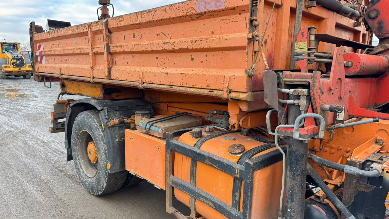 MAN 19.293 4x4 tipper 14.8M - remote control - Istovarivač: slika 4 MAN 19.293 4x4 tipper 14.8M - remote control - Istovarivač: slika 4