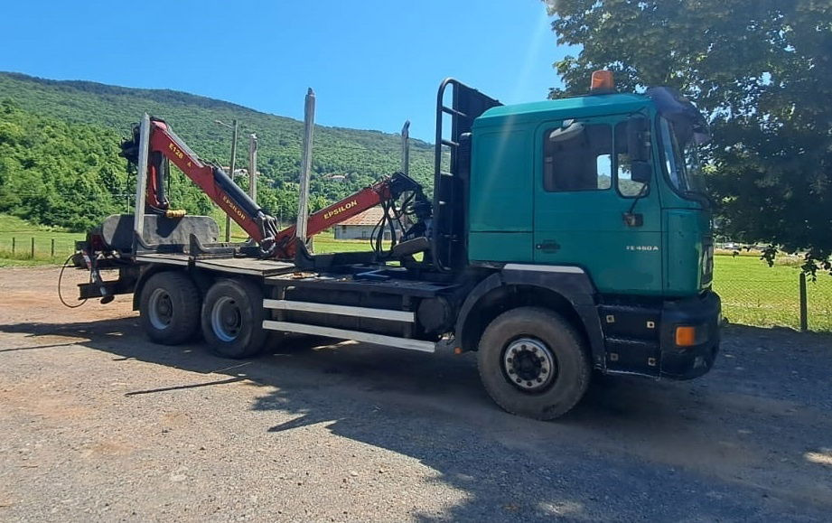 MAN 33.464 6x4 forest truck - Complete Spring - Epsilon E128 + scissors - Šticar: slika 2 MAN 33.464 6x4 forest truck - Complete Spring - Epsilon E128 + scissors - Šticar: slika 2