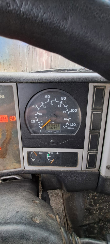 MAN FE 410A 6x4 mixer - 7m3 - euro 3 - Mikser za beton: slika 4 MAN FE 410A 6x4 mixer - 7m3 - euro 3 - Mikser za beton: slika 4