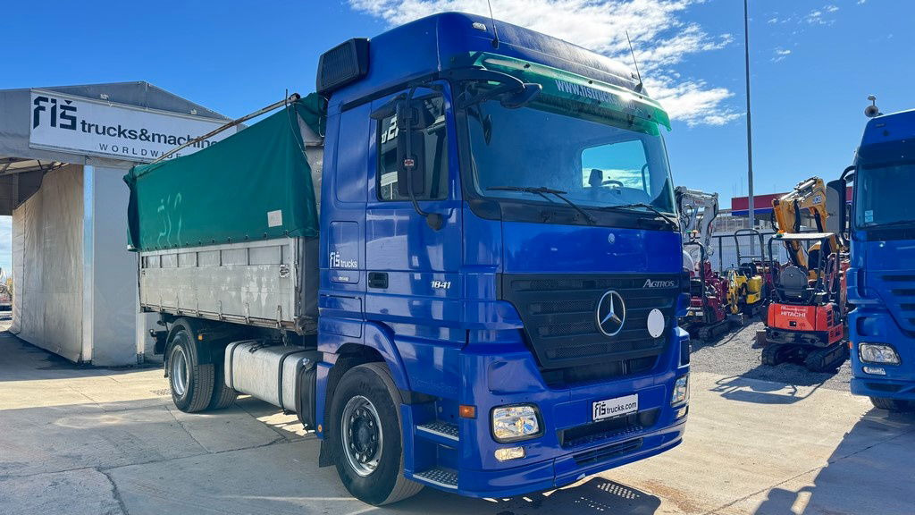 Mercedes-Benz Actros 1841 L 4x2 tipper - tarpaulin - euro 5 - Istovarivač: slika 3 Mercedes-Benz Actros 1841 L 4x2 tipper - tarpaulin - euro 5 - Istovarivač: slika 3