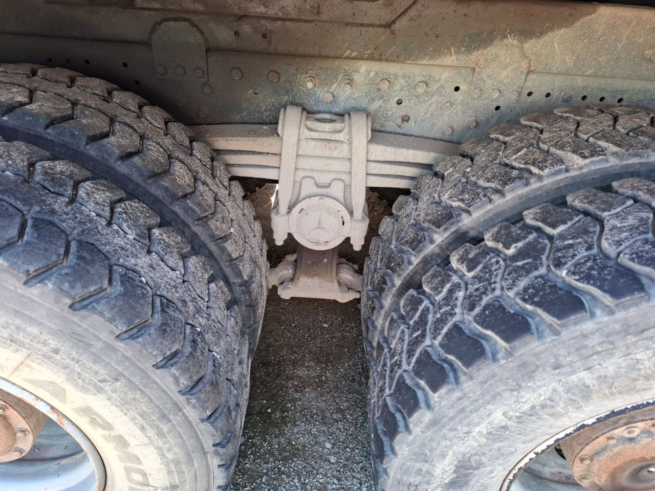 Mercedes-Benz Actros 2643 K 6x4 meiller tipper - Istovarivač: slika 5 Mercedes-Benz Actros 2643 K 6x4 meiller tipper - Istovarivač: slika 5