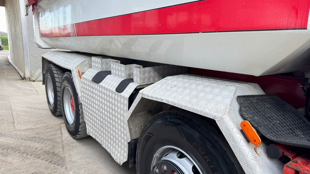 Mercedes-Benz Actros 3246 8X4 mulda tipper - retarder - hydr. back door - Istovarivač: slika 5 Mercedes-Benz Actros 3246 8X4 mulda tipper - retarder - hydr. back door - Istovarivač: slika 5