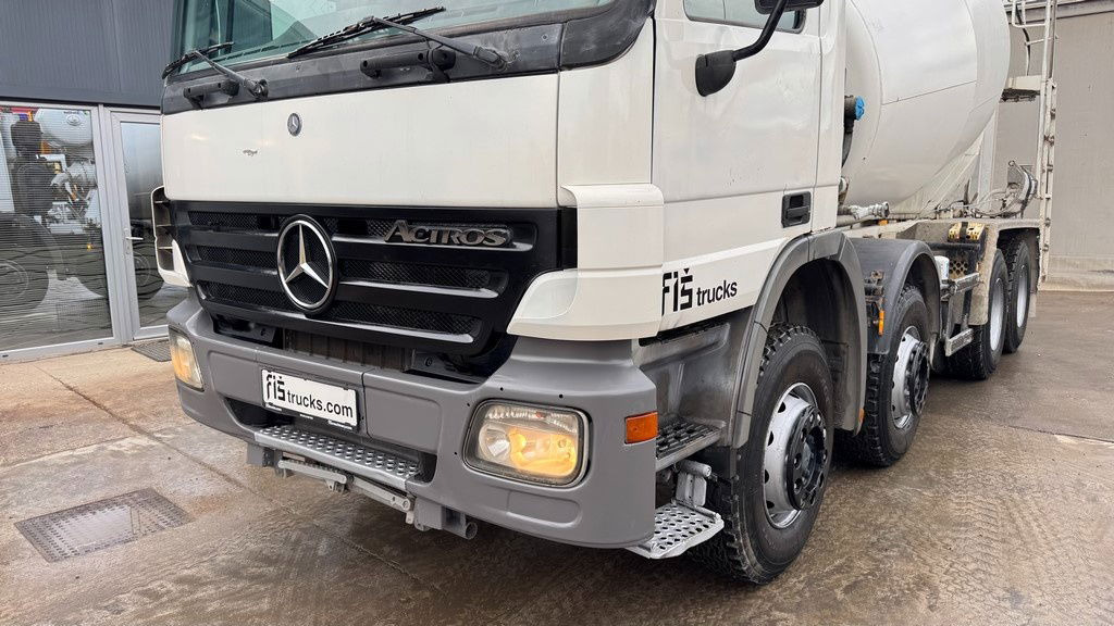 Mercedes-Benz Actros 3536 8x4 stetter schwing mixer 9m3 - Mikser za beton: slika 2 Mercedes-Benz Actros 3536 8x4 stetter schwing mixer 9m3 - Mikser za beton: slika 2