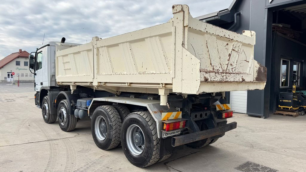 Mercedes-Benz Actros 4144 K 8x4 3 sided tipper - 1st owner - Istovarivač: slika 5 Mercedes-Benz Actros 4144 K 8x4 3 sided tipper - 1st owner - Istovarivač: slika 5