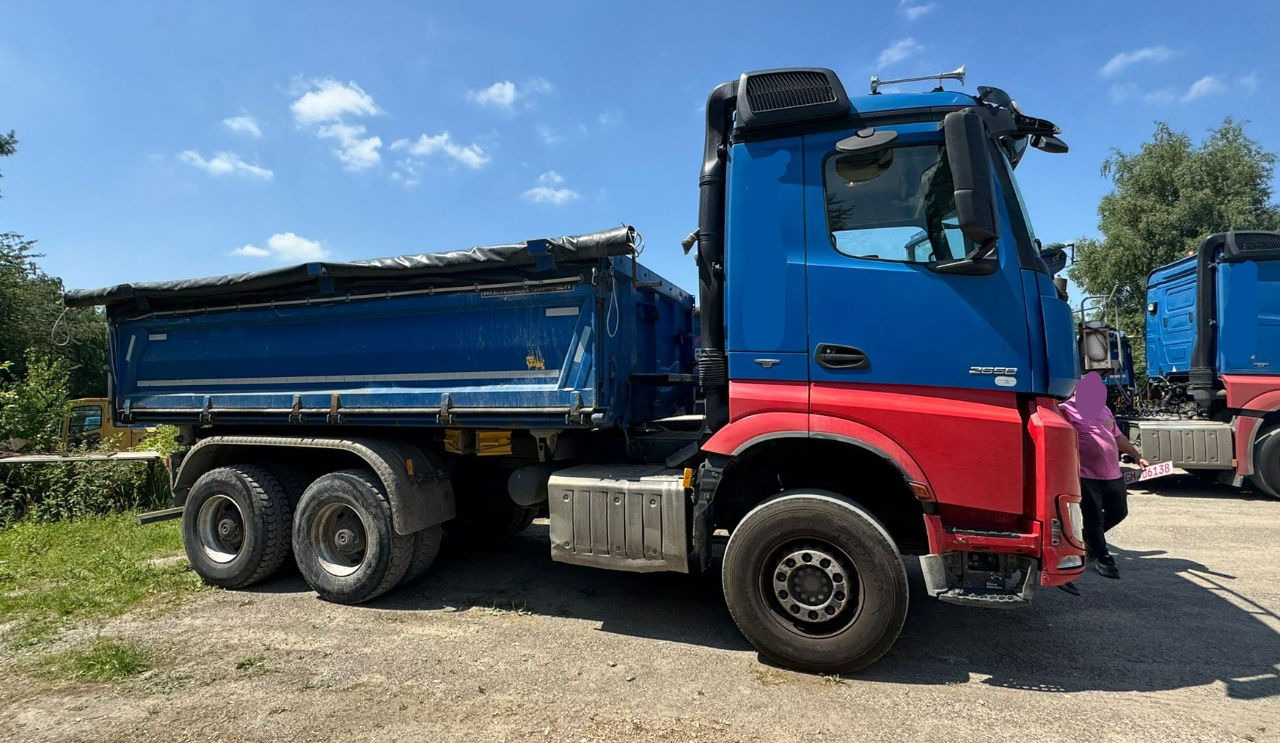 Mercedes-Benz Arocs 2658 6x4 - meiller bordmatic - retarder - Istovarivač: slika 3 Mercedes-Benz Arocs 2658 6x4 - meiller bordmatic - retarder - Istovarivač: slika 3