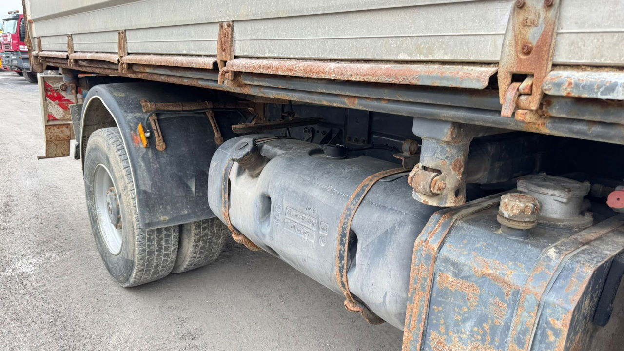 Mercedes-Benz Atego 1828 AK 4X4 meiller tipper - snow plow - salt spreader - Istovarivač: slika 4 Mercedes-Benz Atego 1828 AK 4X4 meiller tipper - snow plow - salt spreader - Istovarivač: slika 4