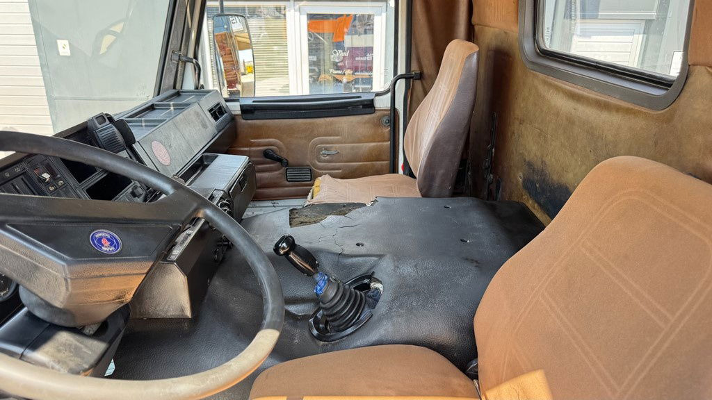 Istovarivač Scania 112 6x4 tipper - full spring: slika 24