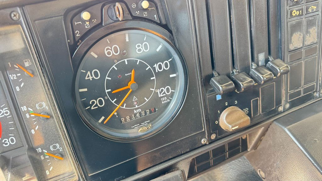 Istovarivač Scania 112 6x4 tipper - full spring: slika 23