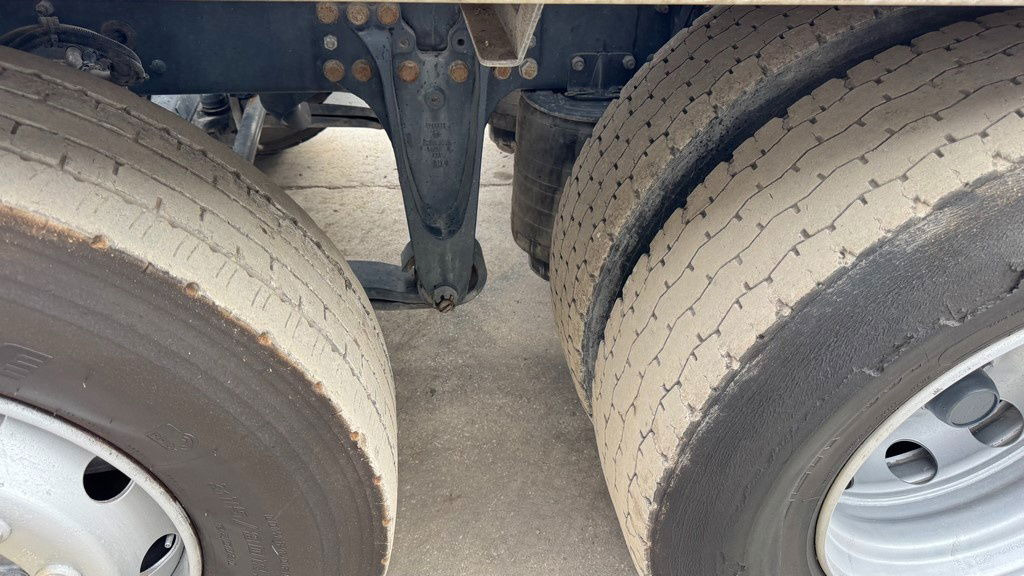 Scania P 360 6x2 palfinger abroll tipper - steering axle Scania P 360 6x2 palfinger abroll tipper - steering axle: slika 15 Scania P 360 6x2 palfinger abroll tipper - steering axle Scania P 360 6x2 palfinger abroll tipper - steering axle: slika 15