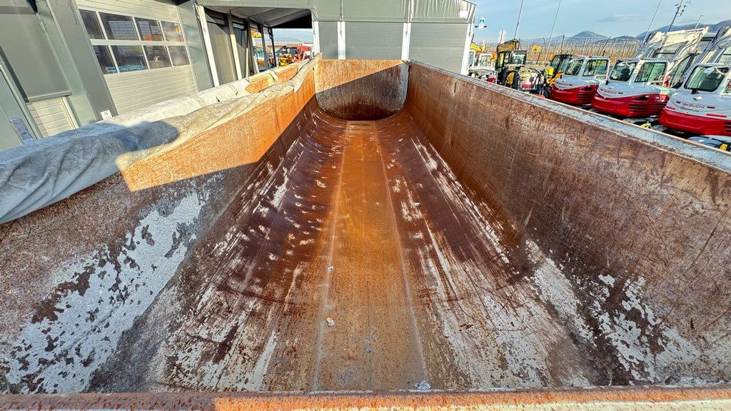 Schwarzmüller 3A Stmks/E 3-Axle Tipper Trailer - lift axle - Poluprikolica istovarivača: slika 5 Schwarzmüller 3A Stmks/E 3-Axle Tipper Trailer - lift axle - Poluprikolica istovarivača: slika 5