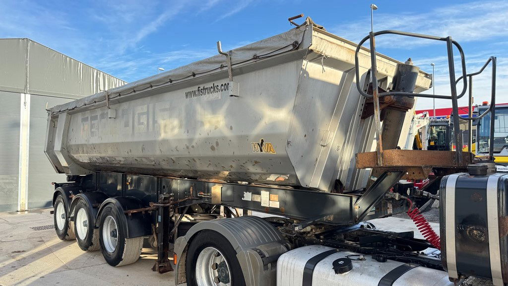 Schwarzmüller 3A Stmks/E 3-Axle Tipper Trailer - lift axle - Poluprikolica istovarivača: slika 2 Schwarzmüller 3A Stmks/E 3-Axle Tipper Trailer - lift axle - Poluprikolica istovarivača: slika 2