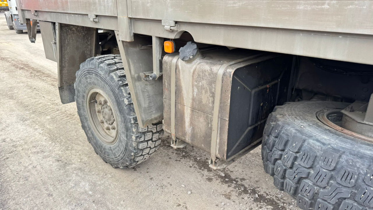 Steyr 12M18 4X4 stake body - truck - Kamion sa ceradom: slika 3 Steyr 12M18 4X4 stake body - truck - Kamion sa ceradom: slika 3