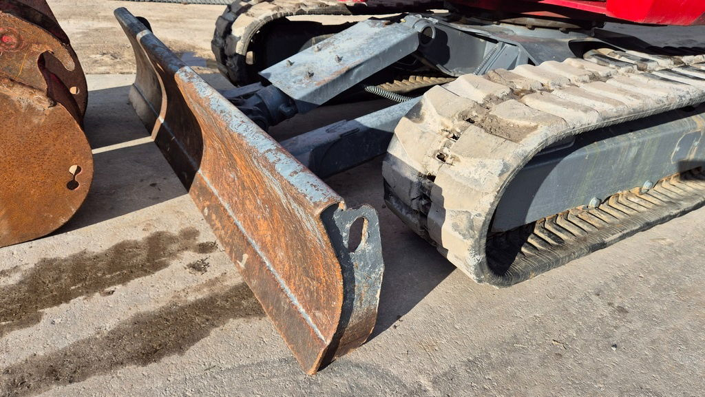 Takeuchi TB138FR - Powertilt - 3X Buckets - 2015 Year - Mini bager: slika 5 Takeuchi TB138FR - Powertilt - 3X Buckets - 2015 Year - Mini bager: slika 5