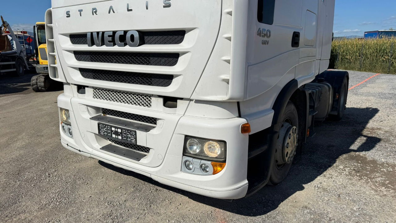 Iveco Stralis AS440S45T 4X2 tractor unit - Retarder - Tipp. Hydraulic - Tegljač: slika 2 Iveco Stralis AS440S45T 4X2 tractor unit - Retarder - Tipp. Hydraulic - Tegljač: slika 2