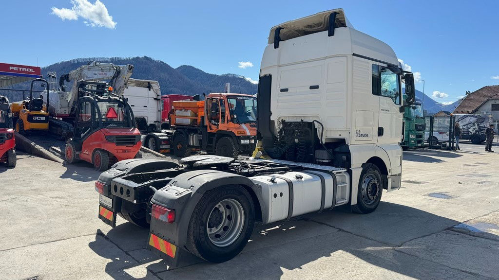 MAN TGX 18.400 4X2 tipp. hydr. - retarder - Tegljač: slika 4 MAN TGX 18.400 4X2 tipp. hydr. - retarder - Tegljač: slika 4