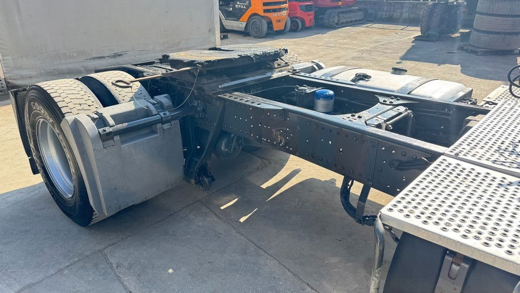 Mercedes-Benz Actros 1841 LS 4x2 tractor unit - retarder - Tegljač: slika 4 Mercedes-Benz Actros 1841 LS 4x2 tractor unit - retarder - Tegljač: slika 4