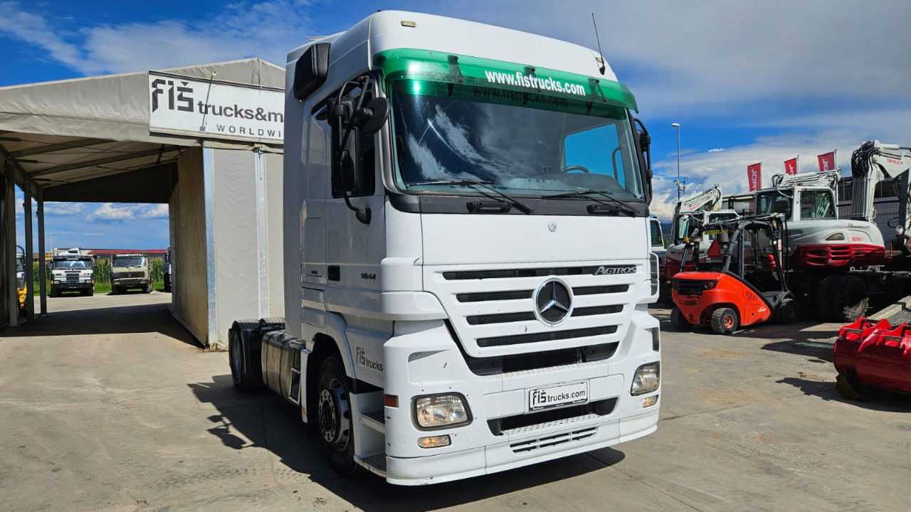 Mercedes-Benz Actros 1844 LS 4x2 tractor unit - Tegljač: slika 3 Mercedes-Benz Actros 1844 LS 4x2 tractor unit - Tegljač: slika 3