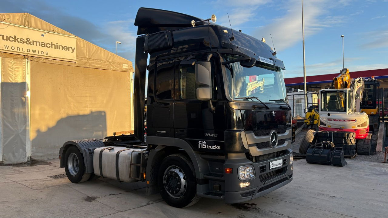 Mercedes-Benz Actros 1846 4x2 tractor unit - retarder - Tegljač: slika 2 Mercedes-Benz Actros 1846 4x2 tractor unit - retarder - Tegljač: slika 2