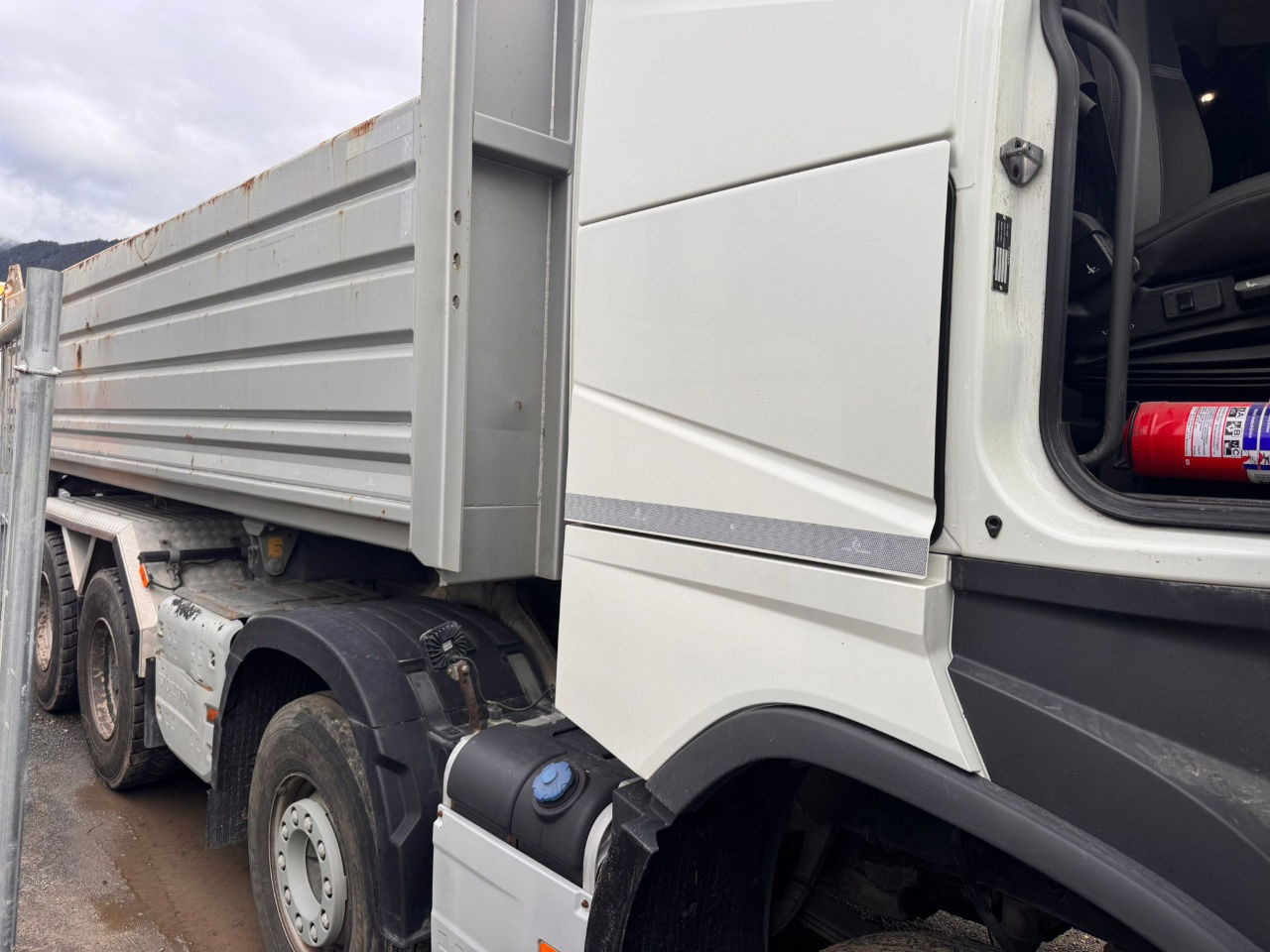 Volvo FH13-500 8x4 - meiller tipper - 1st owner - bordmatic - Istovarivač: slika 3 Volvo FH13-500 8x4 - meiller tipper - 1st owner - bordmatic - Istovarivač: slika 3