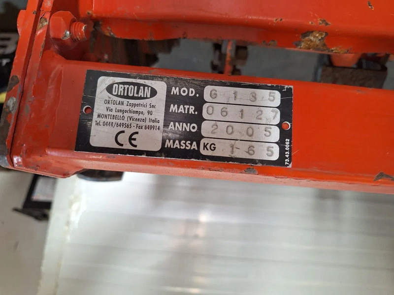 Vučno vozilo Kubota B2150: slika 20 Vučno vozilo Kubota B2150: slika 20