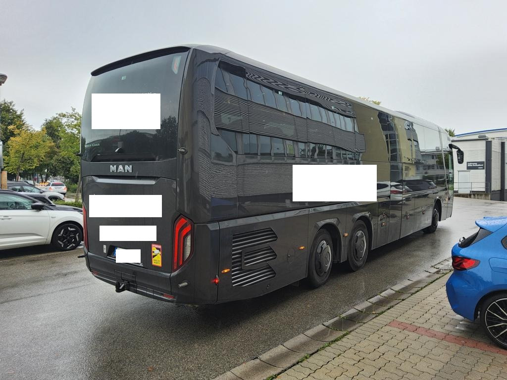 MAN Lion´s Coach C R09 53+1+1 / WC / Küche / Fahrschulpedale - Turistički autobus: slika 4 MAN Lion´s Coach C R09 53+1+1 / WC / Küche / Fahrschulpedale - Turistički autobus: slika 4