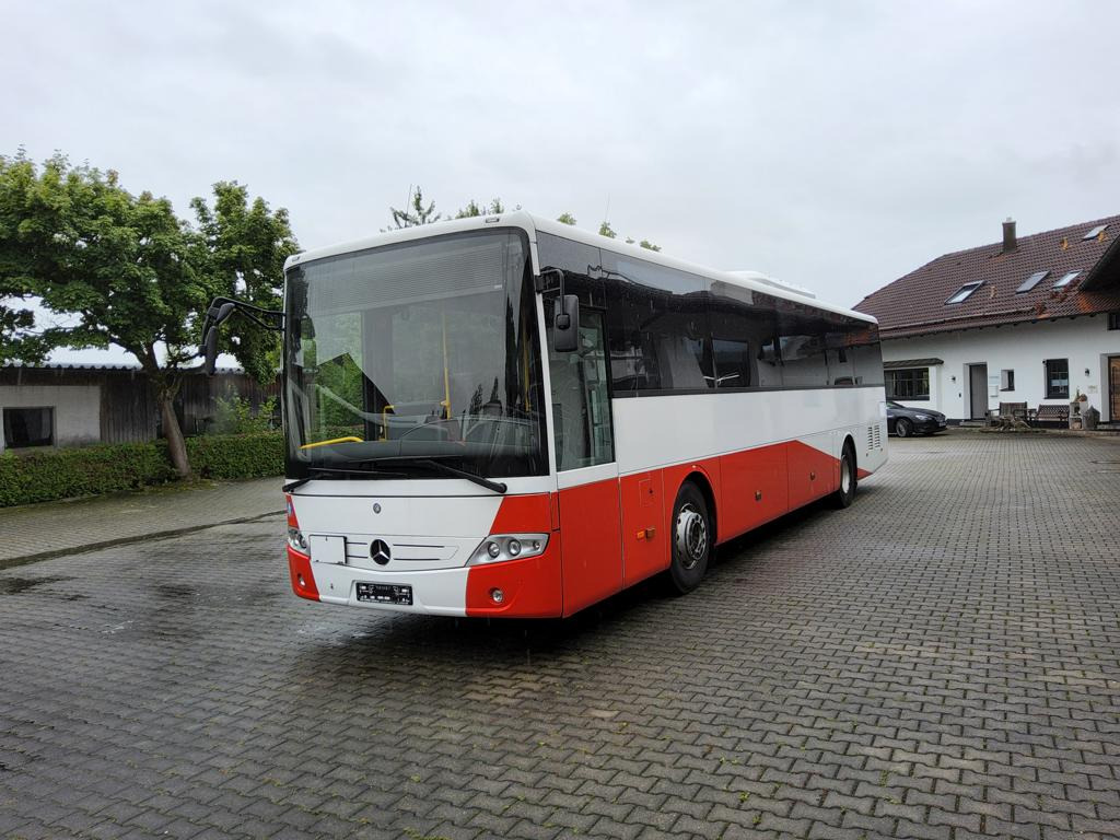 Mercedes Benz O 560 Intouro Euro 6 / Klima / Automatik / Lift - Prigradski autobus: slika 2 Mercedes Benz O 560 Intouro Euro 6 / Klima / Automatik / Lift - Prigradski autobus: slika 2