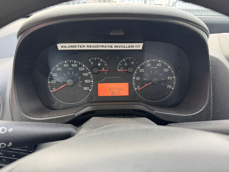 Mali kombi Citroën Nemo 1.4 HDI: slika 7 Mali kombi Citroën Nemo 1.4 HDI: slika 7