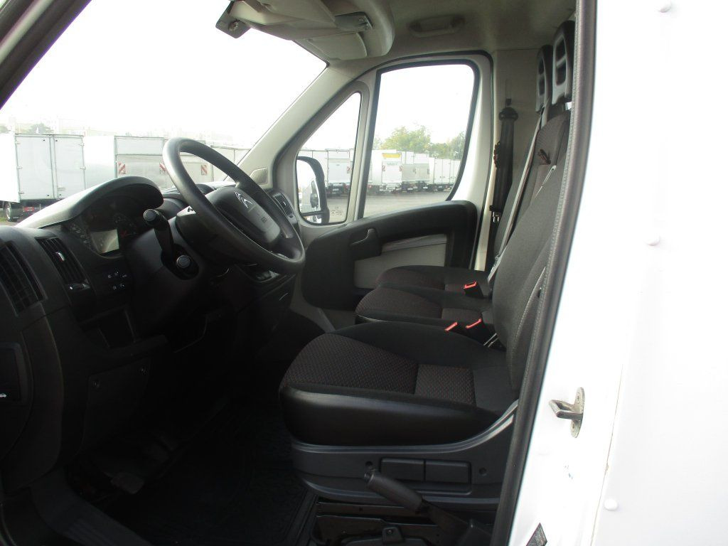 Dostavno vozilo sa otvorenom sandukom Citroën Jumper  2,0 BlueHDi Citroën Jumper  2,0 BlueHDi: slika 12