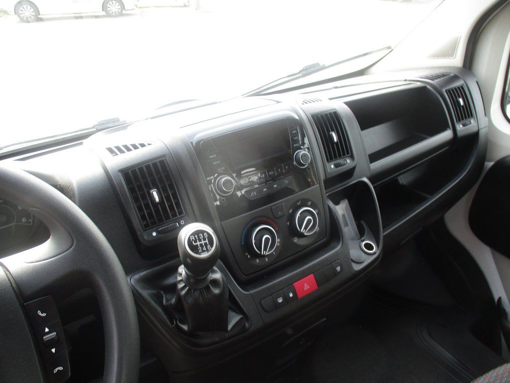 Dostavno vozilo sa otvorenom sandukom Citroën Jumper  2,0 BlueHDi Citroën Jumper  2,0 BlueHDi: slika 15