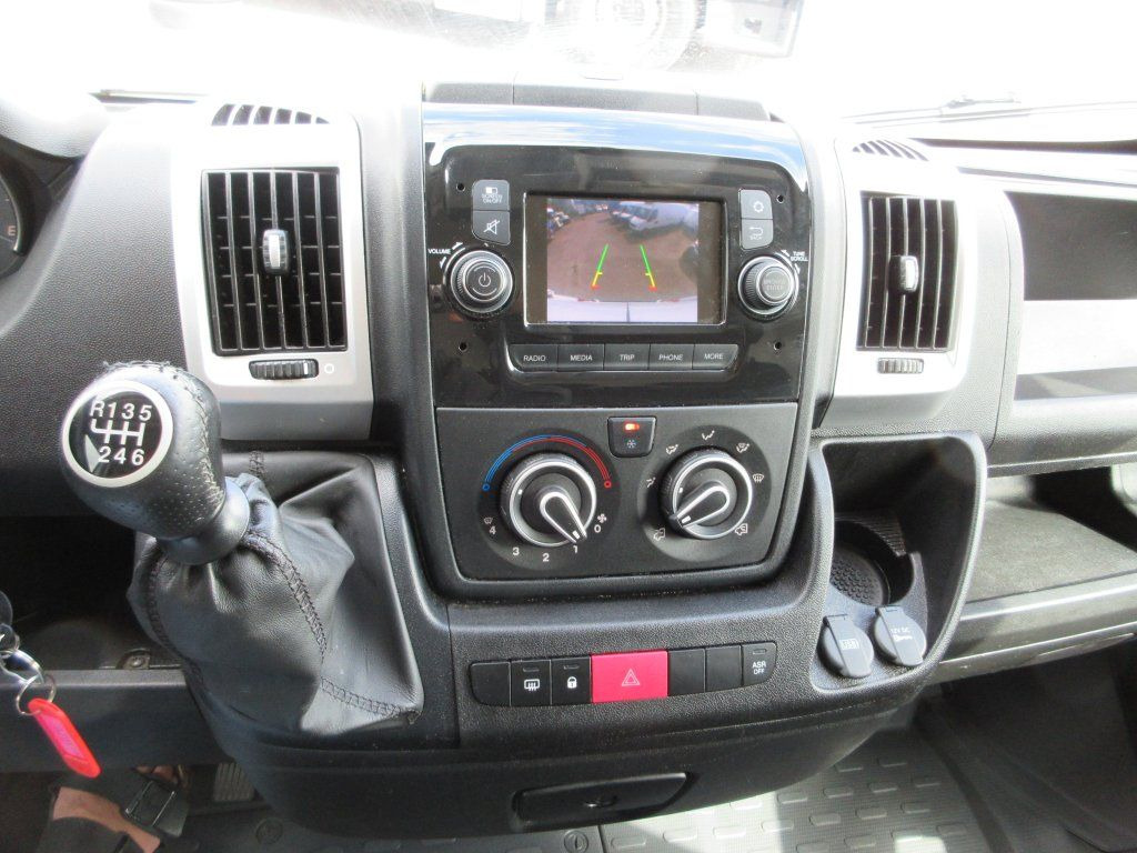 Citroën Jumper 2,2 HDi - Dostavno vozilo hladnjača: slika 5 Citroën Jumper 2,2 HDi - Dostavno vozilo hladnjača: slika 5