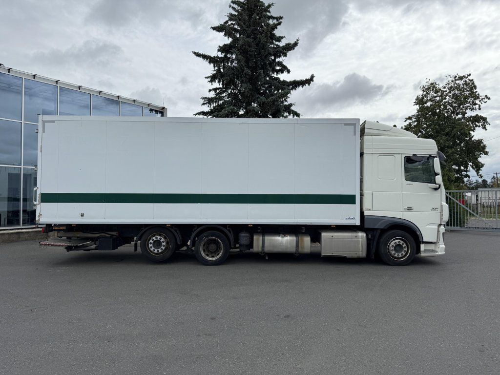 DAF XF460 6x2 EURO 6 - Kamion sa zatvorenim sandukom: slika 3 DAF XF460 6x2 EURO 6 - Kamion sa zatvorenim sandukom: slika 3