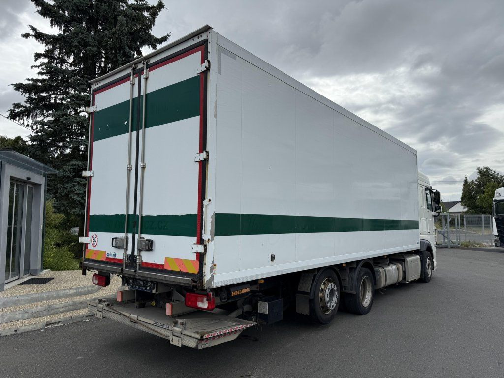 DAF XF460 6x2 EURO 6 - Kamion sa zatvorenim sandukom: slika 4 DAF XF460 6x2 EURO 6 - Kamion sa zatvorenim sandukom: slika 4