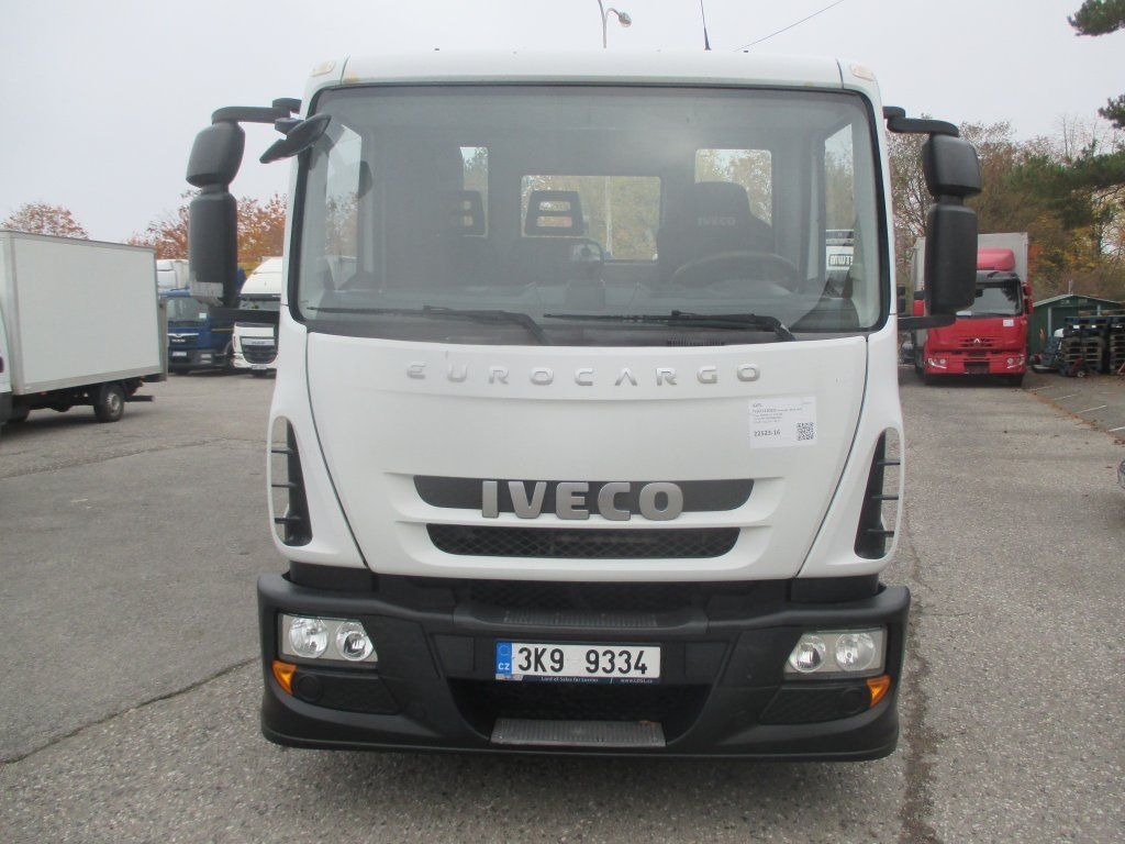 Iveco 120E Iveco 120E - Kamion sa hidrauličnom kukom: slika 2 Iveco 120E Iveco 120E - Kamion sa hidrauličnom kukom: slika 2