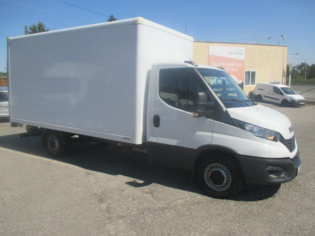 Iveco 35S16 Daily EURO 6 - Furgon: slika 2 Iveco 35S16 Daily EURO 6 - Furgon: slika 2