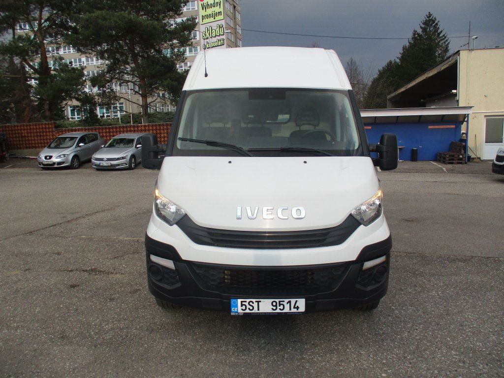 Iveco 35S16 MAXI - Furgon: slika 2 Iveco 35S16 MAXI - Furgon: slika 2
