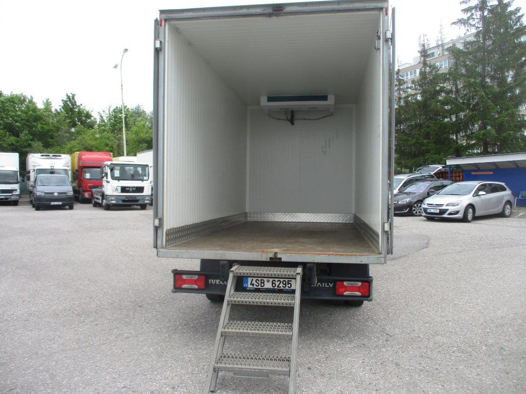 Iveco Daily 35C15 - Dostavno vozilo hladnjača: slika 4 Iveco Daily 35C15 - Dostavno vozilo hladnjača: slika 4