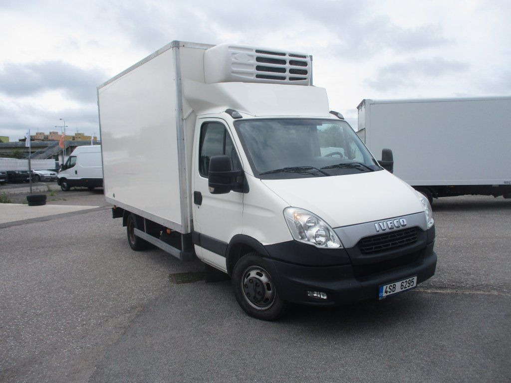 Iveco Daily 35C15 - Dostavno vozilo hladnjača: slika 2 Iveco Daily 35C15 - Dostavno vozilo hladnjača: slika 2