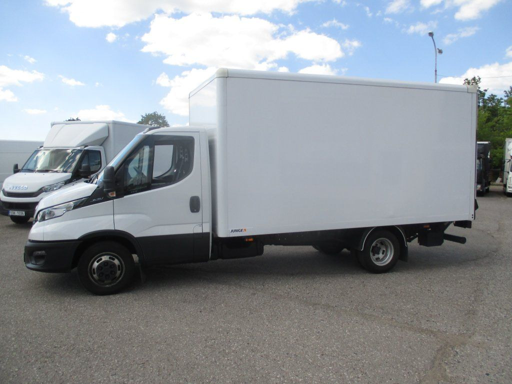 Iveco Daily 35C16 - Dostavno vozilo sa zatvorenim sandukom: slika 5 Iveco Daily 35C16 - Dostavno vozilo sa zatvorenim sandukom: slika 5