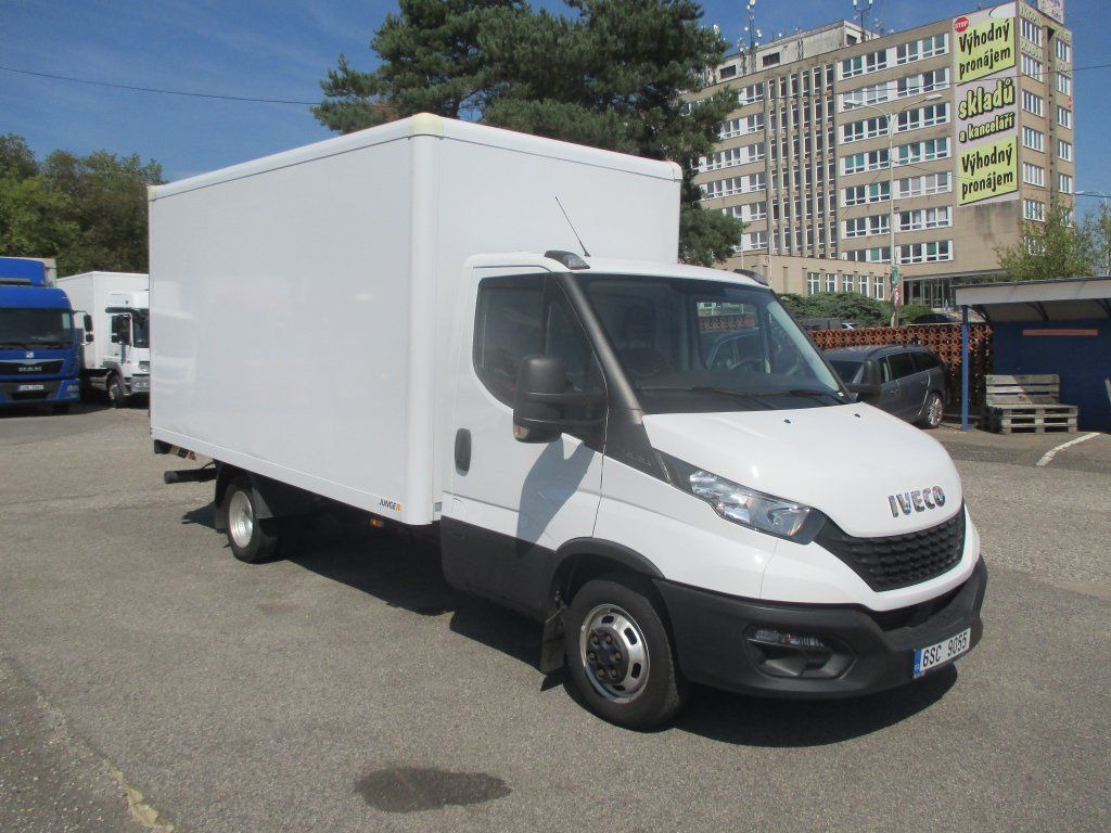 Iveco Daily 35C16 - Dostavno vozilo sa zatvorenim sandukom: slika 3 Iveco Daily 35C16 - Dostavno vozilo sa zatvorenim sandukom: slika 3