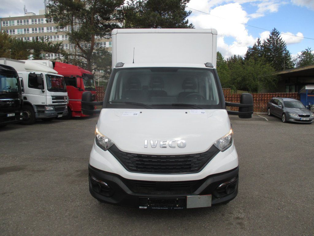 Iveco Daily 35C16 - Dostavno vozilo sa zatvorenim sandukom: slika 2 Iveco Daily 35C16 - Dostavno vozilo sa zatvorenim sandukom: slika 2