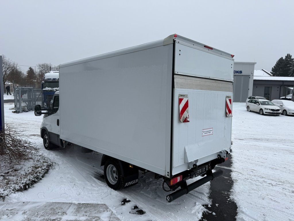 Iveco Daily 35C16 - Dostavno vozilo sa zatvorenim sandukom: slika 5 Iveco Daily 35C16 - Dostavno vozilo sa zatvorenim sandukom: slika 5
