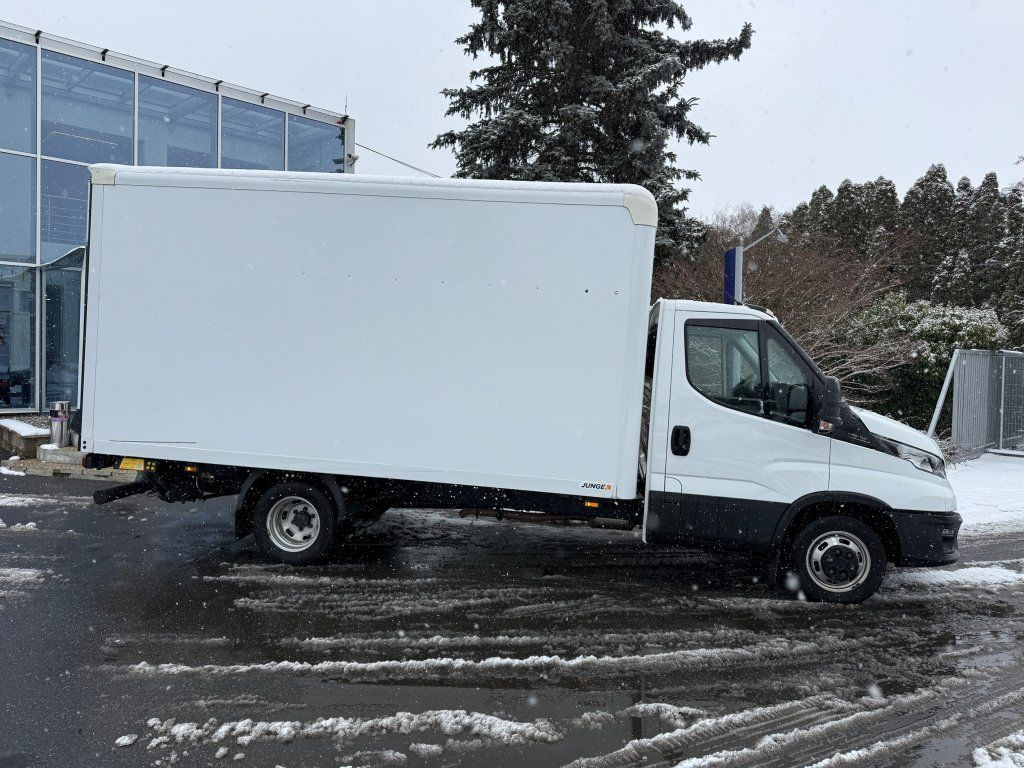 Iveco Daily 35C16 - Dostavno vozilo sa zatvorenim sandukom: slika 2 Iveco Daily 35C16 - Dostavno vozilo sa zatvorenim sandukom: slika 2