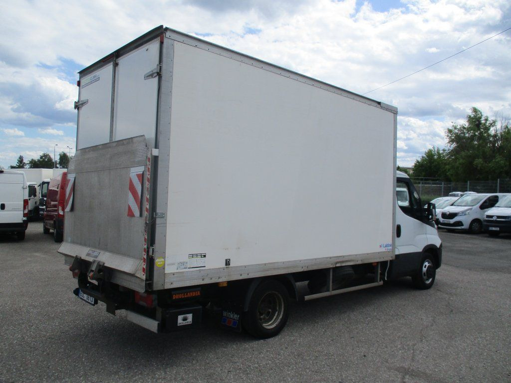 Iveco Daily 35C16 Dhollandia - Dostavno vozilo hladnjača: slika 5 Iveco Daily 35C16 Dhollandia - Dostavno vozilo hladnjača: slika 5