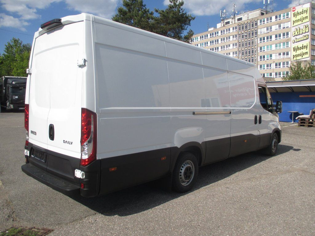 Iveco Daily 35S16 - Furgon: slika 5 Iveco Daily 35S16 - Furgon: slika 5