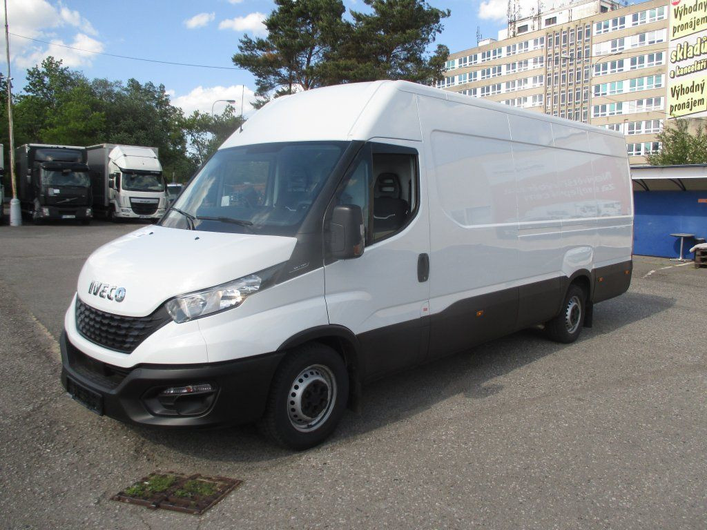 Iveco Daily 35S16 - Furgon: slika 1 Iveco Daily 35S16 - Furgon: slika 1