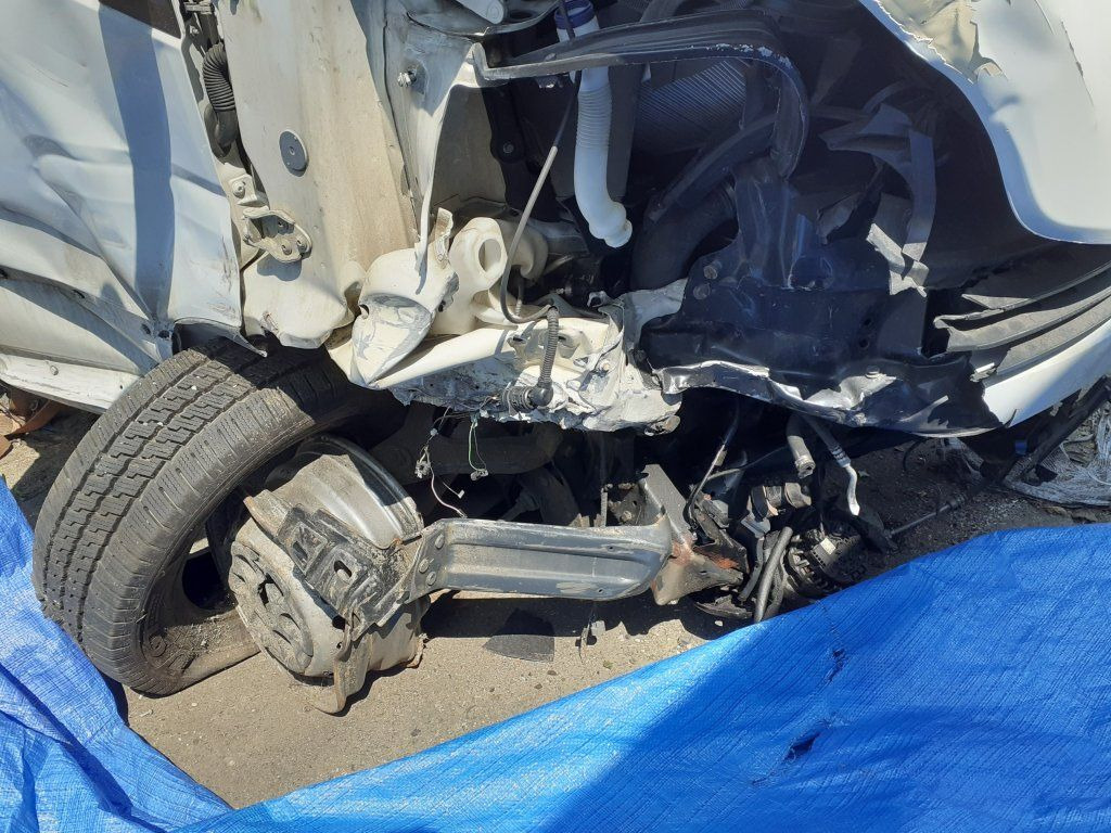 Iveco Daily 35S16 mit LBW DAMAGED - Dostavno vozilo sa zatvorenim sandukom: slika 4 Iveco Daily 35S16 mit LBW DAMAGED - Dostavno vozilo sa zatvorenim sandukom: slika 4