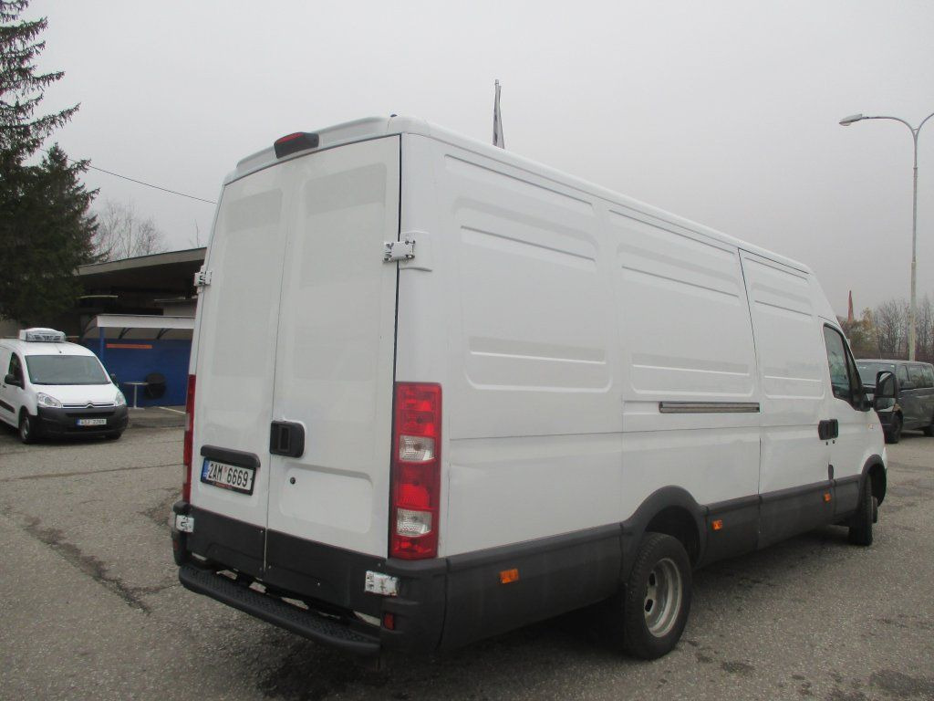 Iveco Daily 50C15 Carrier 350 - Dostavno vozilo hladnjača: slika 5 Iveco Daily 50C15 Carrier 350 - Dostavno vozilo hladnjača: slika 5