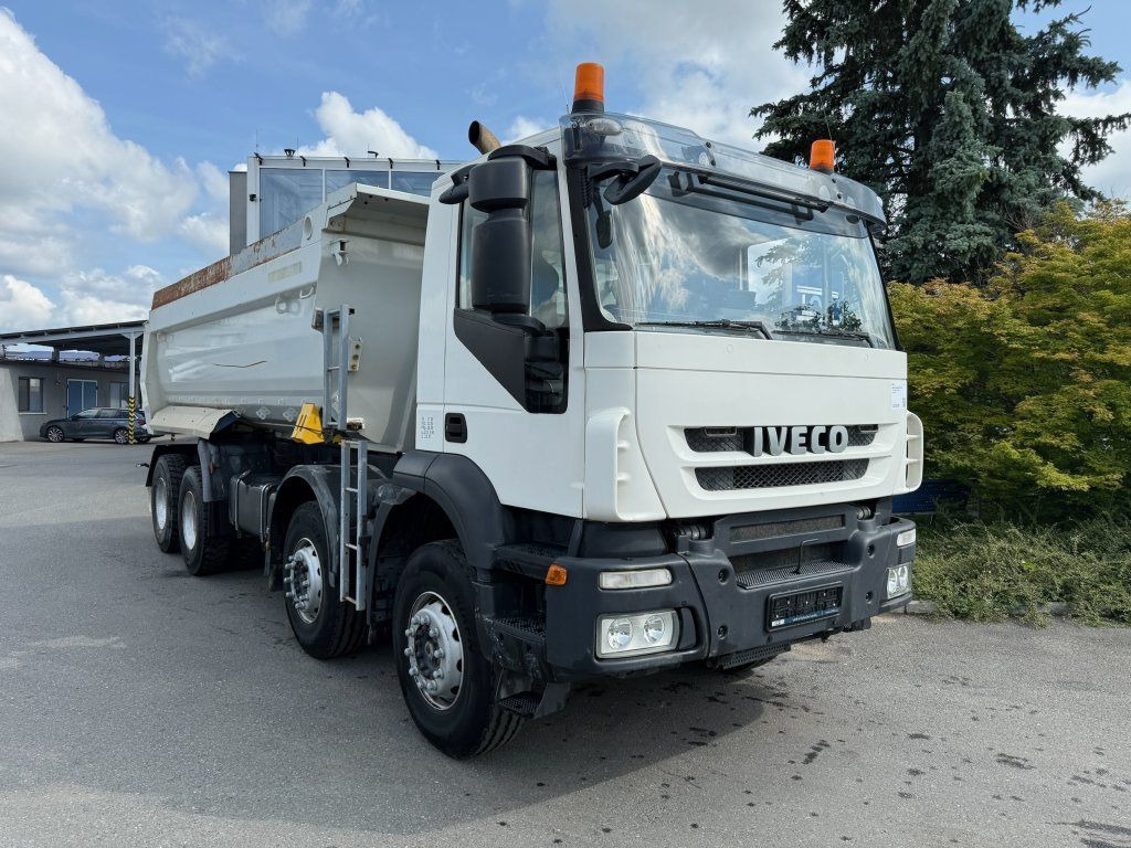 Iveco Trakker 410 S1 8x4 - Istovarivač: slika 2 Iveco Trakker 410 S1 8x4 - Istovarivač: slika 2